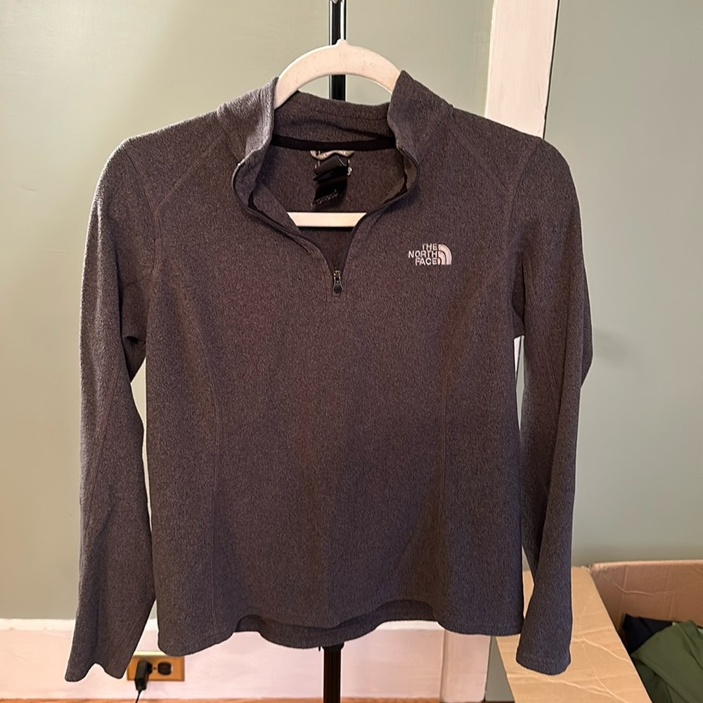 North face fleece zip pullover